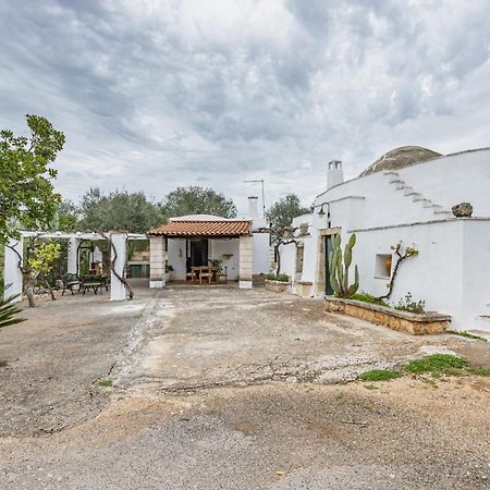 Вилла Trullo Saraceno By Rentbeat Остуни Экстерьер фото