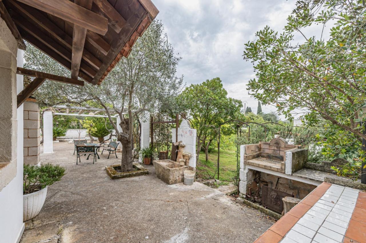 Вилла Trullo Saraceno By Rentbeat Остуни Экстерьер фото