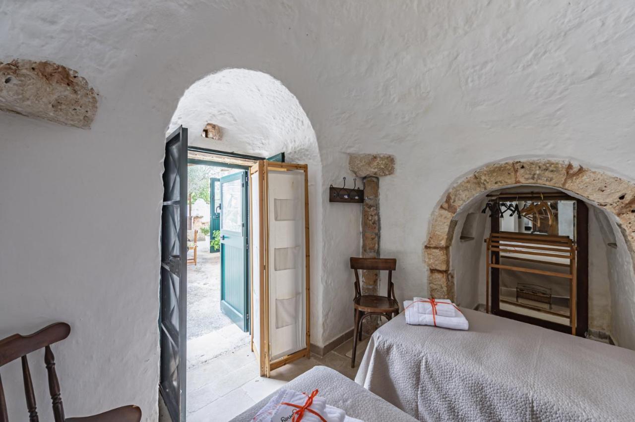 Вилла Trullo Saraceno By Rentbeat Остуни Экстерьер фото